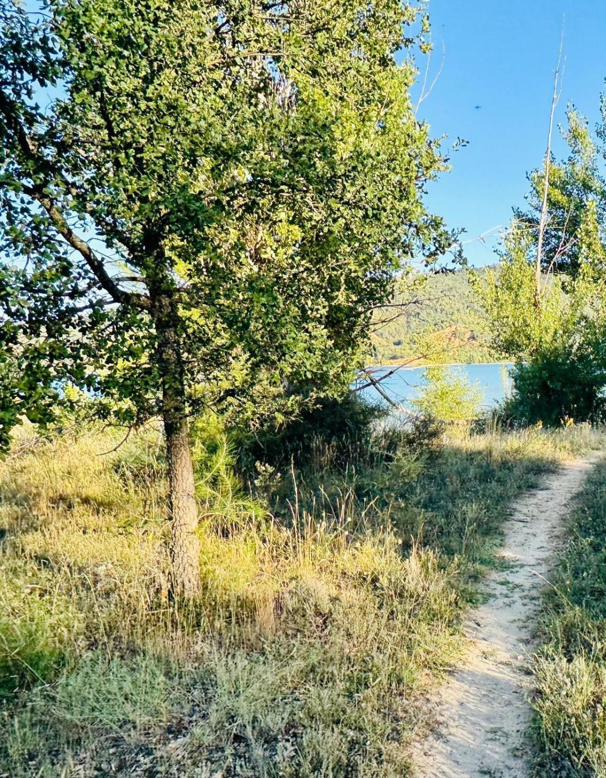 Willa Casa Junto Al Lago Entrepenas Guadalajara Zewnętrze zdjęcie